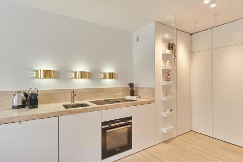 sublim apartment on avenue montaigne eiffel tower
