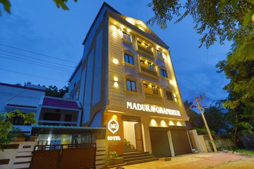 madura grandeur