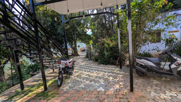 cloud crest homestay