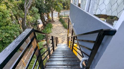 cloud crest homestay