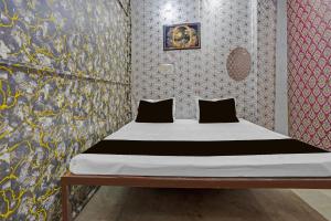 spot on prayag niwas hotel and restaurant