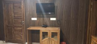 the silver oak banquet and motel