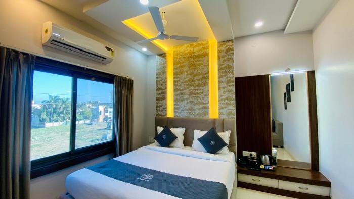 hotel madhur pithampur