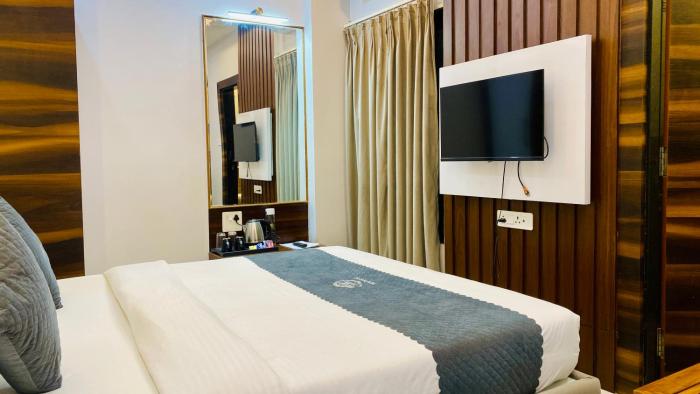hotel madhur pithampur