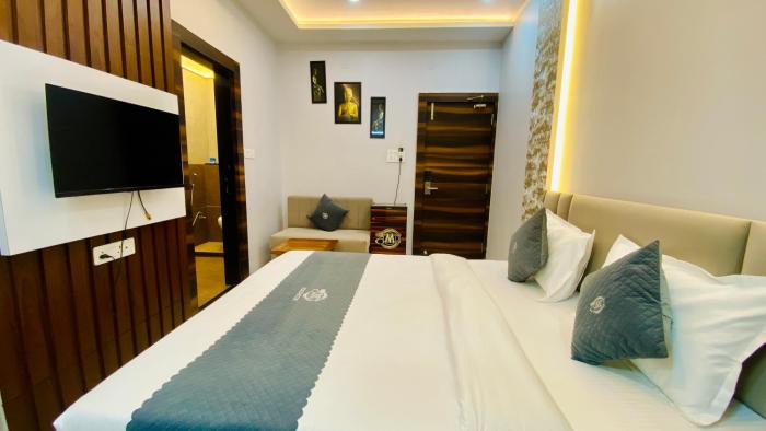 hotel madhur pithampur