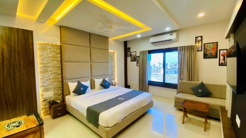 hotel madhur pithampur