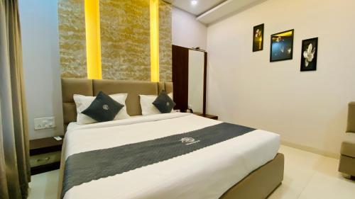hotel madhur pithampur