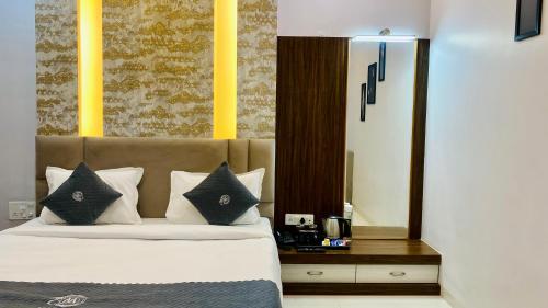 hotel madhur pithampur