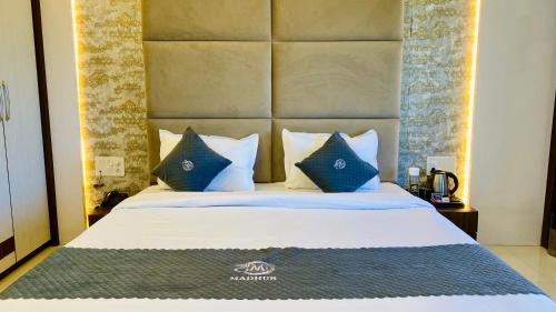 hotel madhur pithampur