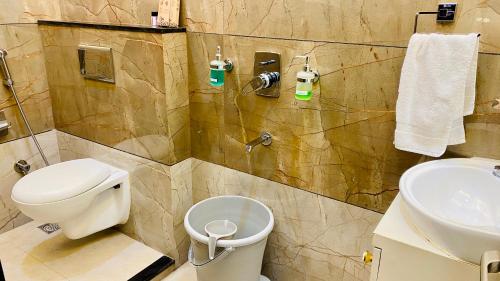 hotel madhur pithampur