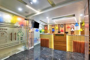 hotel sona deluxe 2min from new delhi railway station