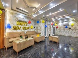 hotel sona deluxe 2min from new delhi railway station