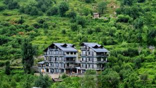 Manali Se,,4 star