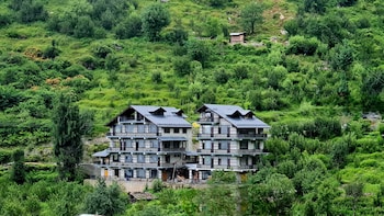Manali Se,,4 star