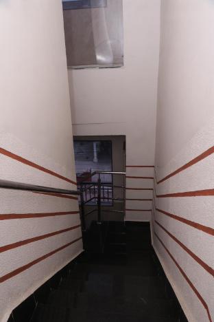 hotel lakhdatar