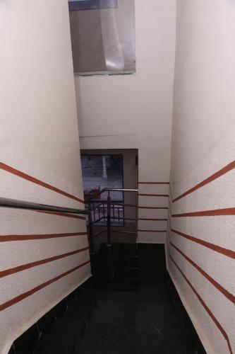 hotel lakhdatar