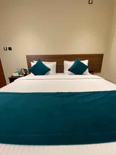 rox hotel