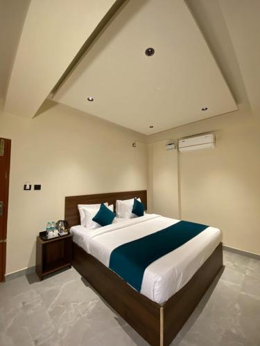 rox hotel