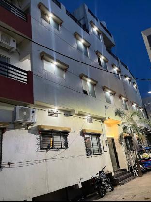 hotel tara palace