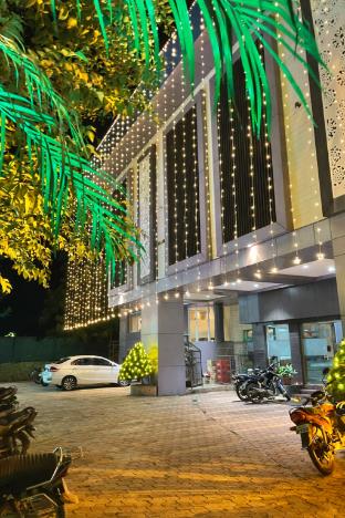 hotel shree abhishek