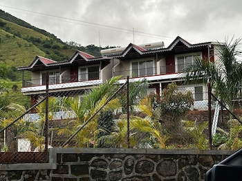 divine stay inn resort