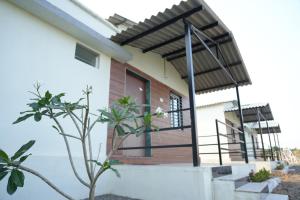 jay jalaram farm and restaurant
