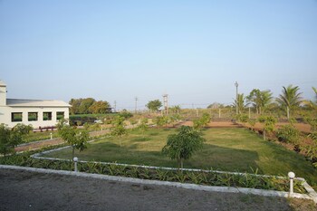 jay jalaram farm and restaurant