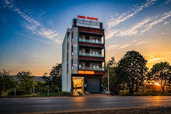 Hotel Bhawani,,2 star