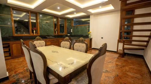 Mandarin Orchid Resort,,0 star