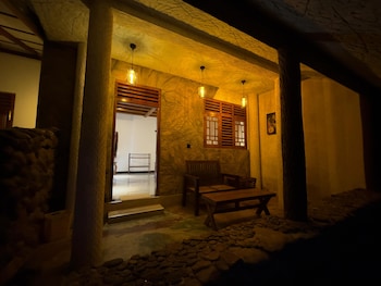 Stone Carving Resort,,3 star