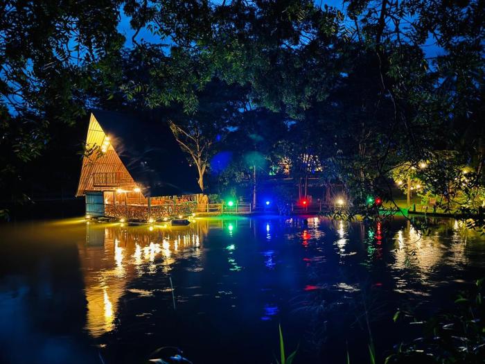 stone carving resort