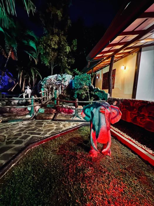stone carving resort