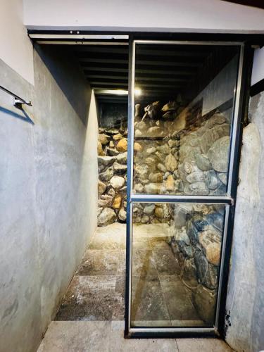 stone carving resort
