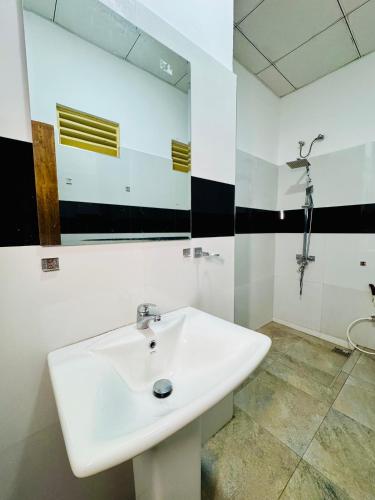 stone carving resort