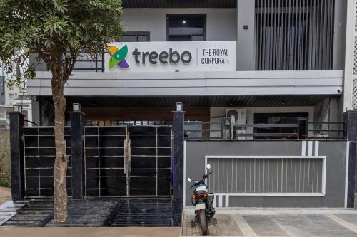 treebo the royal corporate