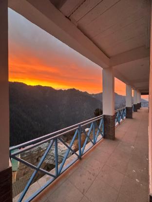 the blue mont sojha