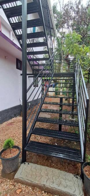 nickiesnest homestay
