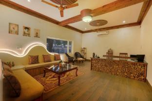 Manovan Resort,,4 star