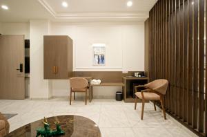 the grand platinum hotel