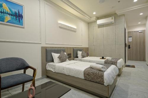 The Grand Platinum Hotel,,4 star