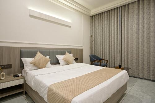 the grand platinum hotel