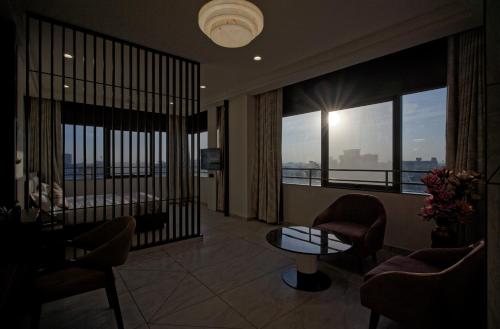 the grand platinum hotel