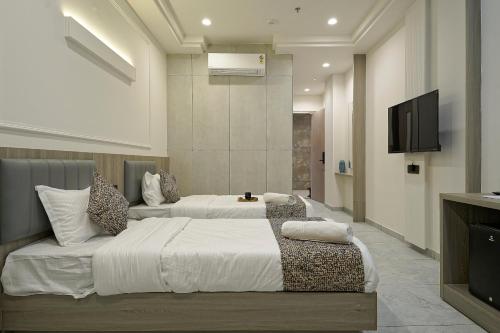 the grand platinum hotel
