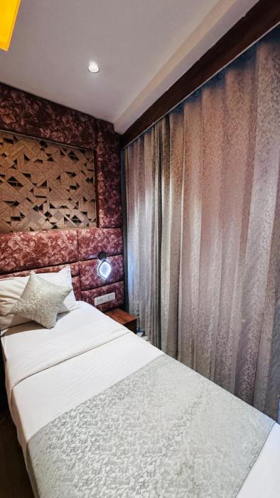 hotel lotus park