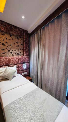 hotel lotus park