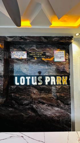 hotel lotus park