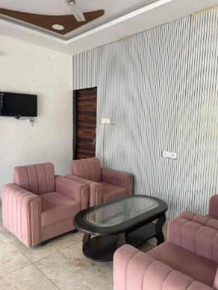 Hotel Shree Shiv,,5 star