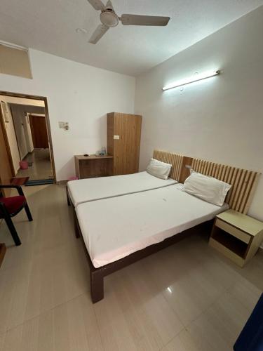 smart guest rooms