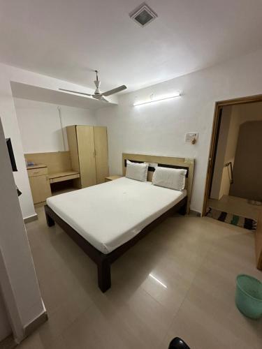 smart guest rooms