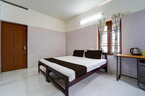 Hotel O Lm Rooms,,4 star